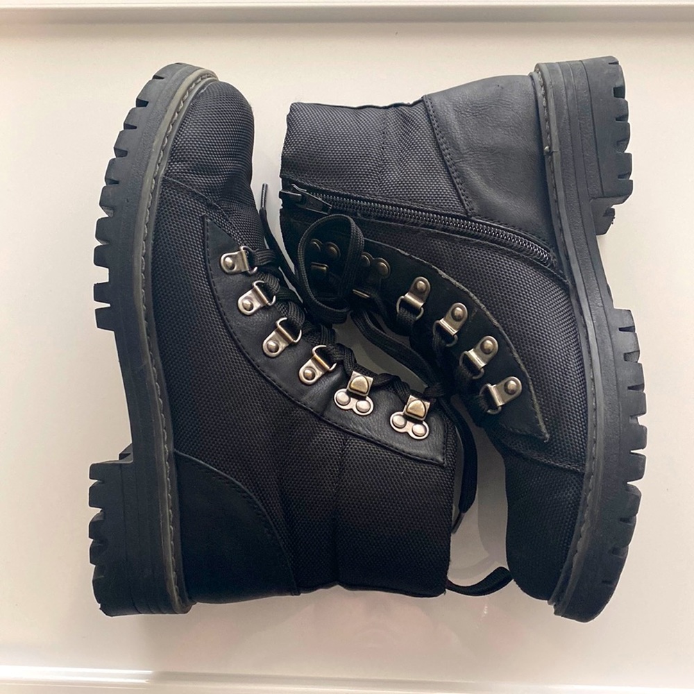 Cliffs Boots - image 1